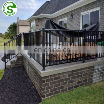 China Supply Galvanized Garden Stainless Steel Protective Fence Steel Handrail Fence