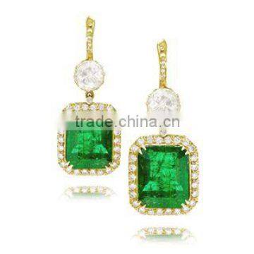 GREEN GLASS EARINGS