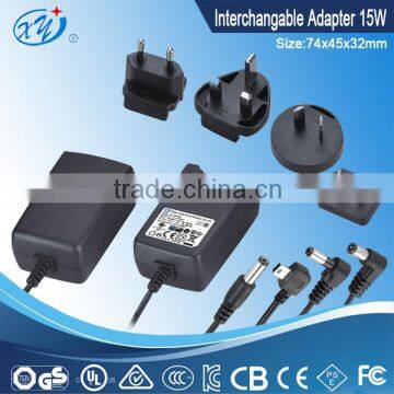 Universalac adapter with multiple plugs