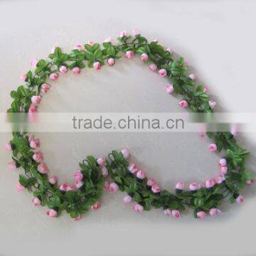 Artificial flower wreath