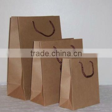 Biodegradable Paper cement bag material for shopping, brown kraft paper bag with brown paper twisted handle