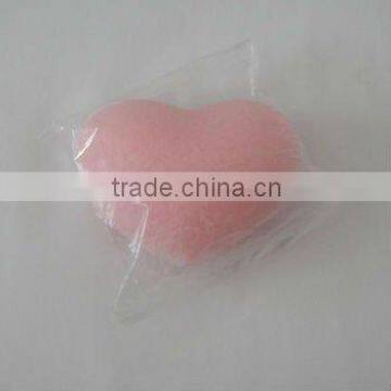 2012 most-popular pink heart shape konjac washing sponge , konjac cleaning sponge