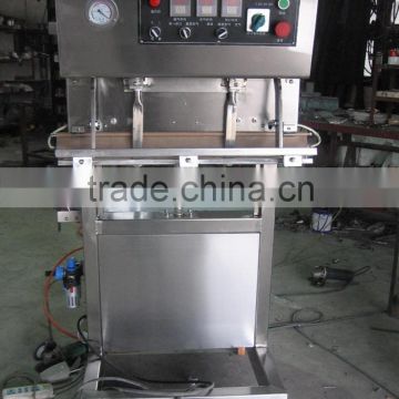 vacuum sealing machine