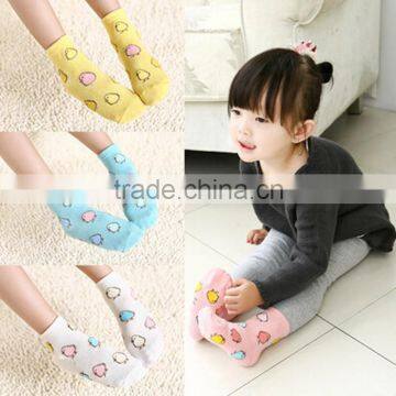 2015 fashion design socks cost-effective cotton sock