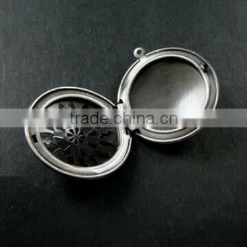 33MM Vintage Style Antiqued Silver Flower Engraved Filigree Round Photo Locket Pendants DIY Supplies 1113015 photo-3