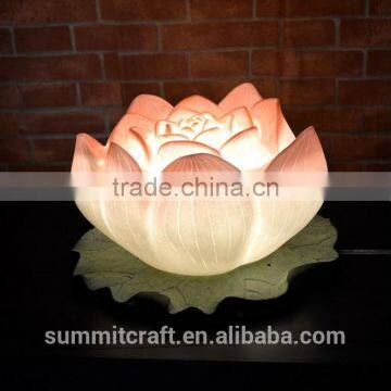 Resin oriental style lotus table lamp