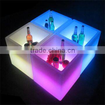 Eco Friendly PE RGB Full Lighting Rechargeable Bar Plastic LED Ice Bucket/ Cooler/ Holdersinet Jewelry Cabinet/liquor Cabinets photo-4