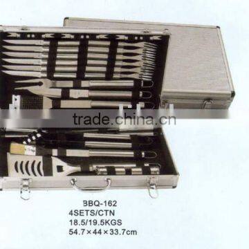 Stainless Steel Barbecue Tools Set In Aluminum Box Factory in Yangjiang