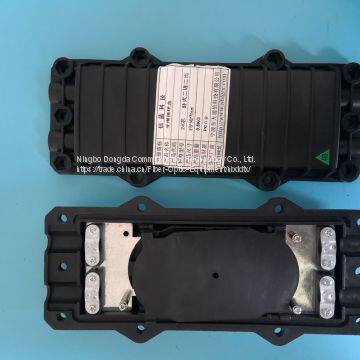 Optical fiber splicing box