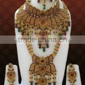 Maroon Green Diamante Bridal Dulhan Necklace Full Set