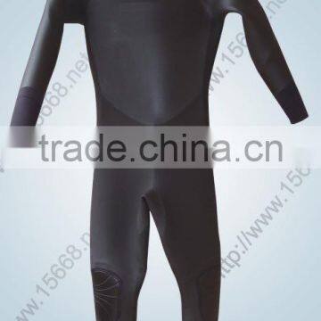 wetsuit