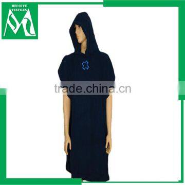 Beach poncho towel for men with short sleeves