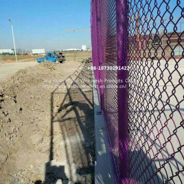 Pink Color Chain Link Fence Wire Mesh for Basketball Court Made in China photo-3