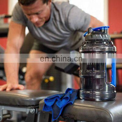 2.5L Large Sport Bottle Big Capacity Leakproof BPA Free Plastic Water Bottle Jug with Brush
