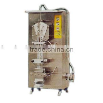 Automatic liquid packing machine