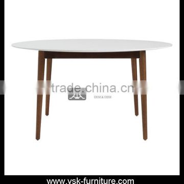 DT-046 Solid Wood Leg Dining Table For RV