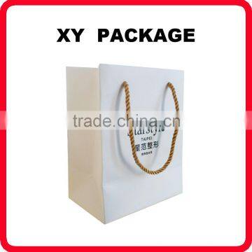 Promotional Beautiful White Paper Gift Bag with Nylon Handle