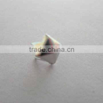 Fashion decorated metal studs for bags with high quality