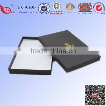 Kraft paper brown T shirt packaging box with logo printing