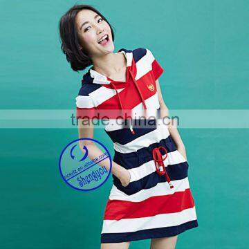 Custom Wholesale Fashion Auto Strip Girls Casual Hooded Dress With Pocket photo-4