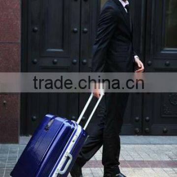 Come Here !!! 2015 New Aluminium Frame China Wheeled Pilot Case