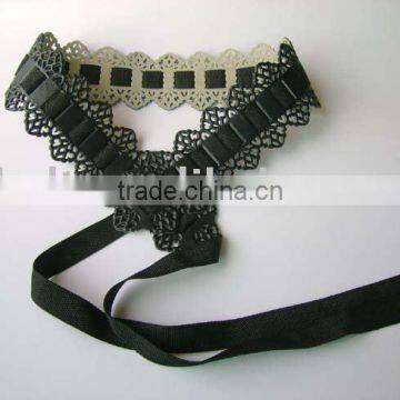 black fashion belt