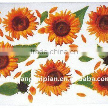 Plastic flower design placemat/coaster