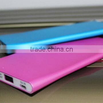 Thinnest and Light Power Bank 4000mAh for mobile phone