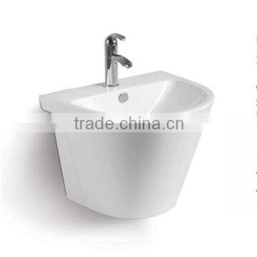 China Bathroom Porcelain Wall Hung Basin