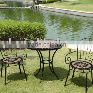 METAL OUTDOOR FURNITURE