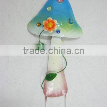 2015 Newest Metal Mushroom Stakes Painted Mushroom Garden Stakes Garden Decoration Mushroom Beautiful Mushroom Garden Mushroom photo-2