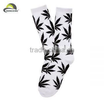 Hip Hop Streetwear Cheap Designer Sport Socks photo-3
