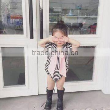 Hight Quality Short Sleeve Striped Designs Big Bow Baby Girl Rompers for Wholesale 2017 photo-2