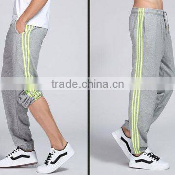 Hot Sale Customize Cheap Mens Design 100%cotton Sports Wear Track Pants photo-5