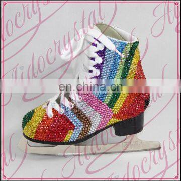 Aidocrystal Wholesale 2017 newest high quality fashion girls rainbow crystal ice skating shoes for kids