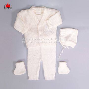 Wholesale OEM high quality toddler pullover newborn baby Warm Winter sweater Cute Bees Decoration for 6-12 months baby