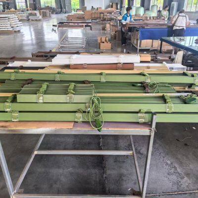 Green Color 50mm Slats Basswood Venetian Blinds Manual Control System photo-4