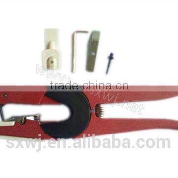 90 Degree Rotating Ear Tag Plier