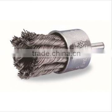 Wire end brush / twisted knot brush