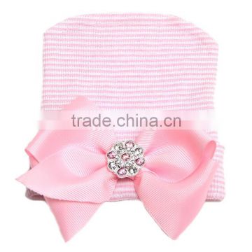 Light Pink Crochet Baby Beanie Hat With Ribbon Bow For Sale                        
                                                Quality Choice