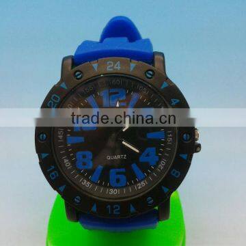 2013 trendy cheap price silicone colorful factory wholesale wrist watch