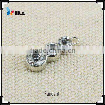charming pandent with diamond for women