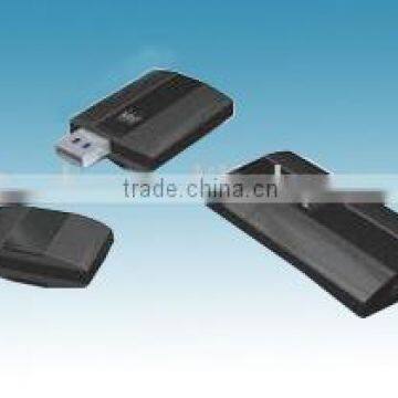 Mobile phone data backup charger