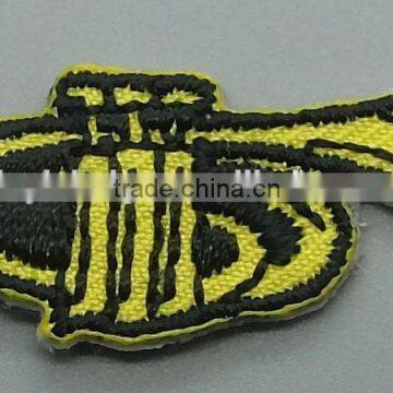 embroidery badges with custom shape for garment clothes