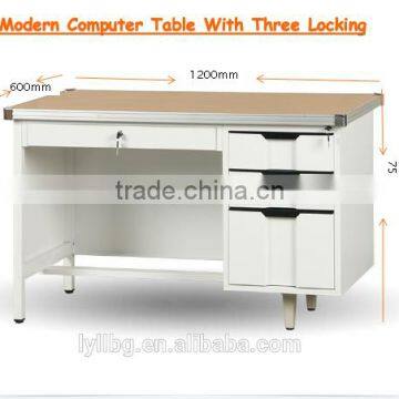 3 Drawer Keyboard Trap Wooden Surface Metal Computer Desk Computer Table