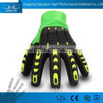 QL fast supplier machinery working glove custom logo