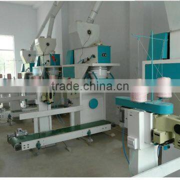 Complete Set High Quality Made in China Maize Flour Packing Machine photo-3