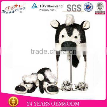 2014 Newly Pattern Fashioned Knitted Animal Hat And Mitten