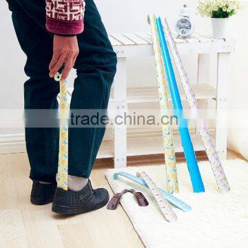 classical design 77cm long plastic shoe horn