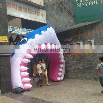 2014 new design inflatable shark arch